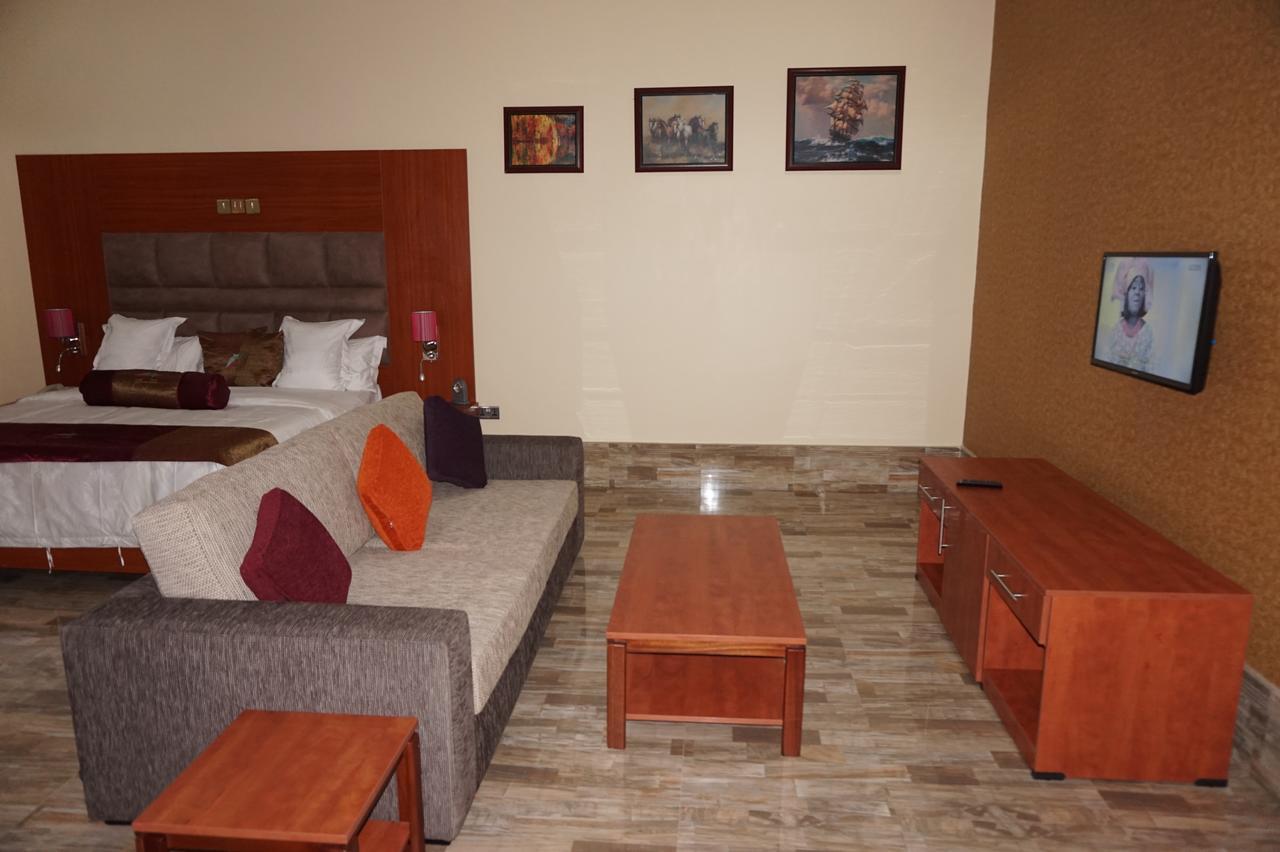 Aenon Suites Oshogbo Exterior foto